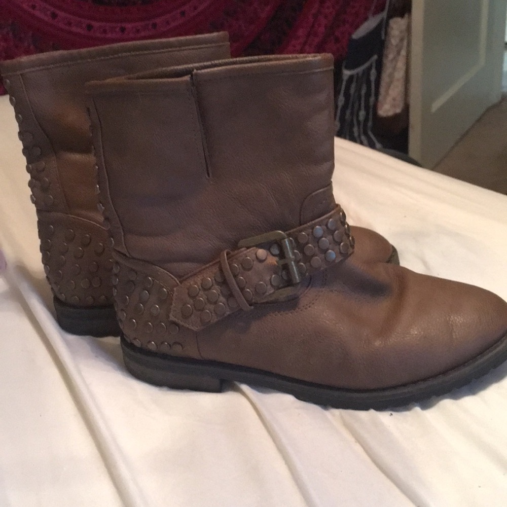Size 8 boots